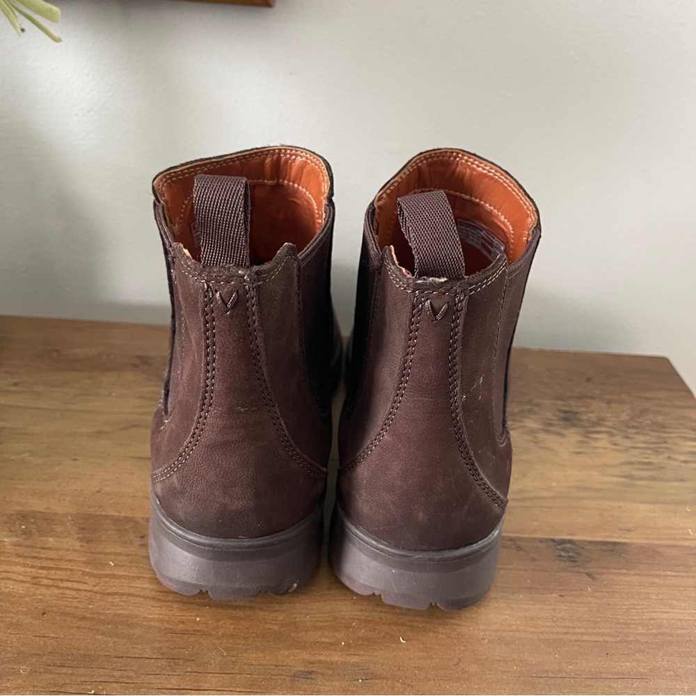Vionic Water Resistant Brown Boots - Picture 4 of 11